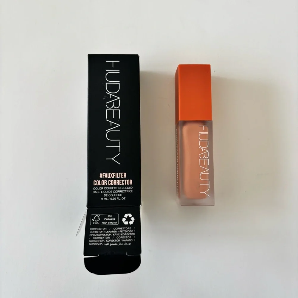 Huda Beauty Color Corrector
